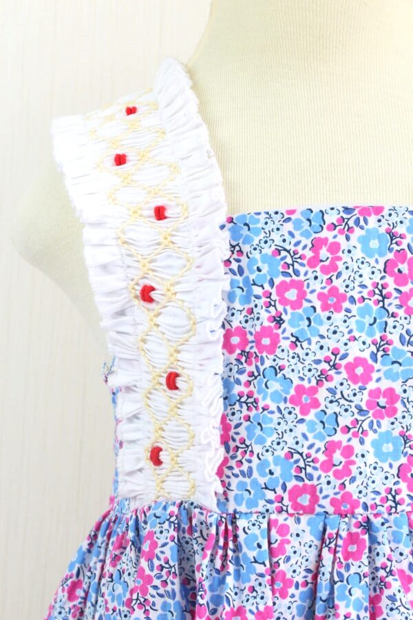 2 trings smocked floral dress